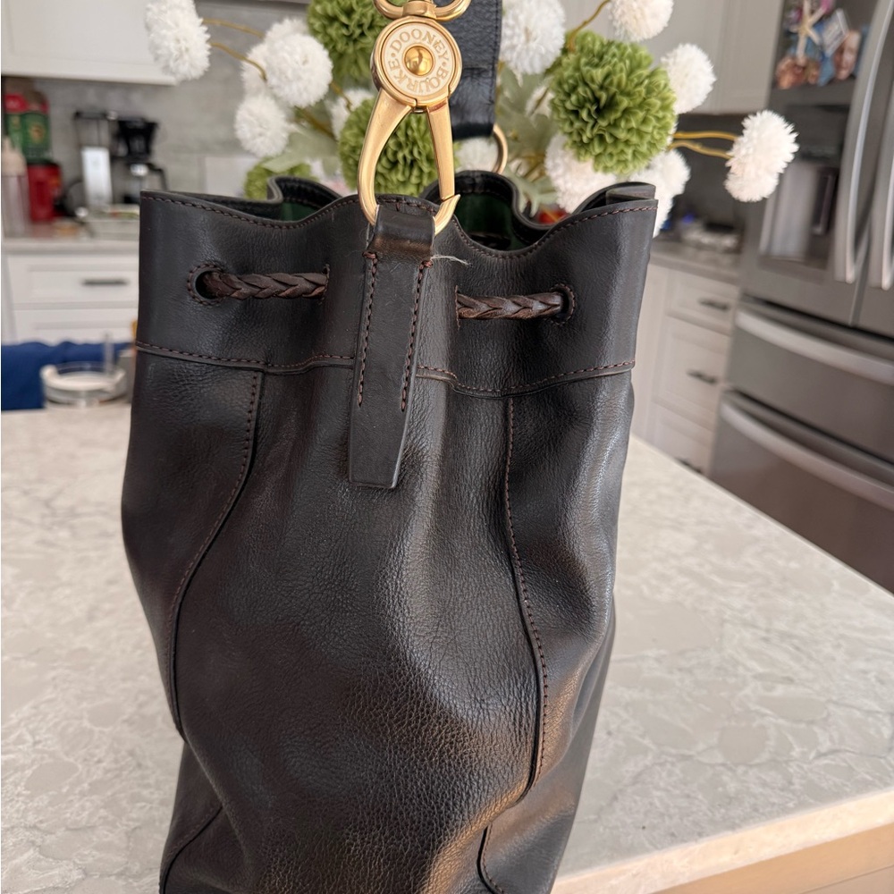Dooney and Bourke black Florentine Hattie bag - Picture 4 of 16